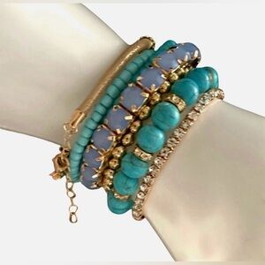 New 8 Bracelets Stackable Set Bohemian Boho Stretch Blue Gold Tone Women’s NWOT